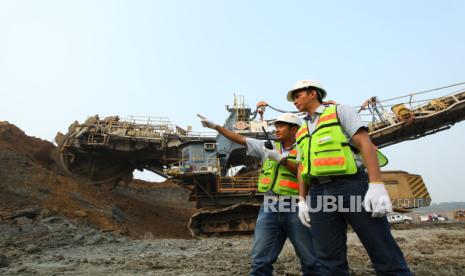 MIND ID Salurkan Rp 180 Triliun ke Masyarakat dan Daerah, Ini Sektor yang Paling Kebagian