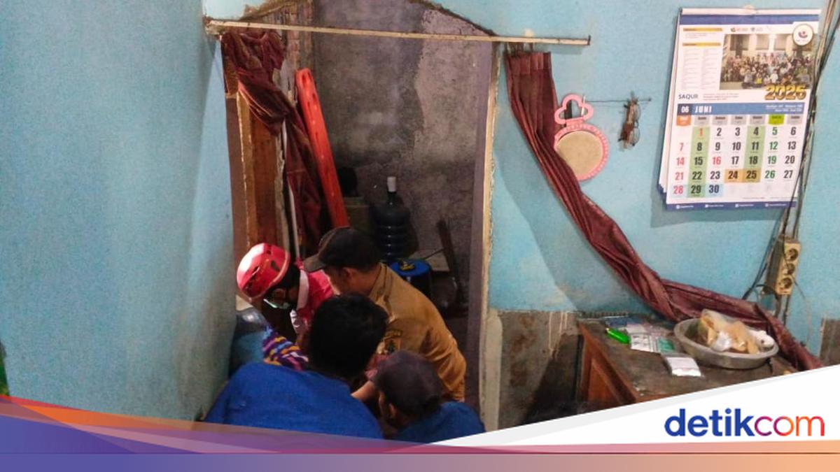 12 Orang Evakuasi Wanita 300 Kg di Sragen yang Sesak Napas, Akses Pintu Rumah Jadi Kendala Utama