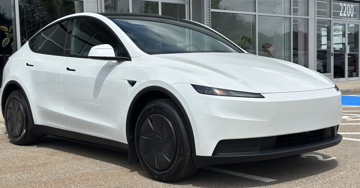 Test Drive Tesla Model Y RWD 2026: Efisiensi Baterai LFP Juara, tapi Handling Jauh dari DNA Tesla