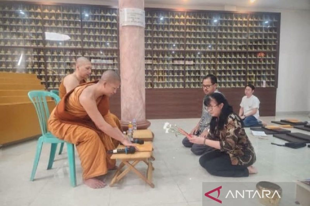 Kemenag Sulut Dorong Umat Buddha Wujudkan Kehidupan Harmonis Lewat Praktik Dhamma di Hari Asadha