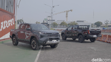 Review Toyota Hilux 2026: Kuasai 70% Pasar Pickup 4x4, Tapi Harga Varian Listriknya Bikin Mikir Dua Kali