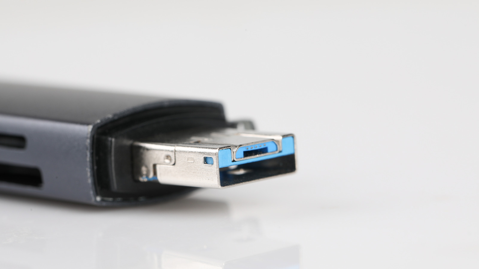 exFAT vs NTFS: Pilihan Format USB dan SSD Eksternal, Mana yang Tepat untuk Windows dan Mac?