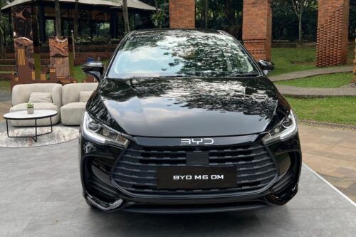 BYD Buka Teknologi Dual Mode di GIIAS 2026, Klaim Biaya Servis 30 Persen Lebih Hemat