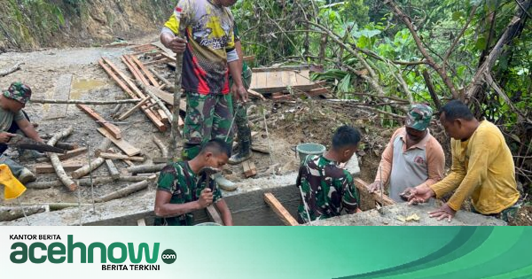 Progres Jalan TMMD di Aceh Selatan Tembus 78 Persen, Satgas Selesaikan Pondasi Jembatan Box di Labuhanhaji Timur