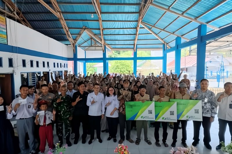 OJK Sulteng Bekali 130 Nelayan di Tolitoli Lewat Pelatihan Keuangan, Siapkan Ekosistem Kampung Nelayan Merah Putih
