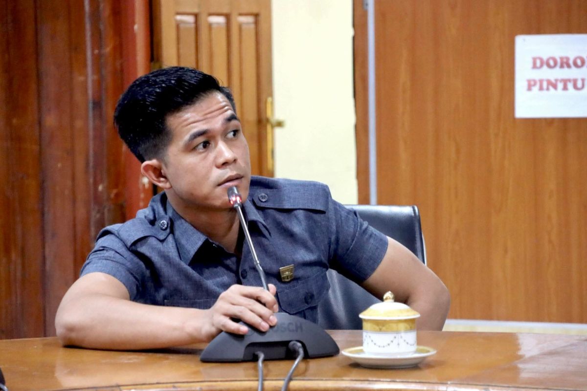 Anggota DPRD Bukittinggi Andi Putra Desak PDAM Hapus Biaya Beban untuk Warga yang Airnya Terputus