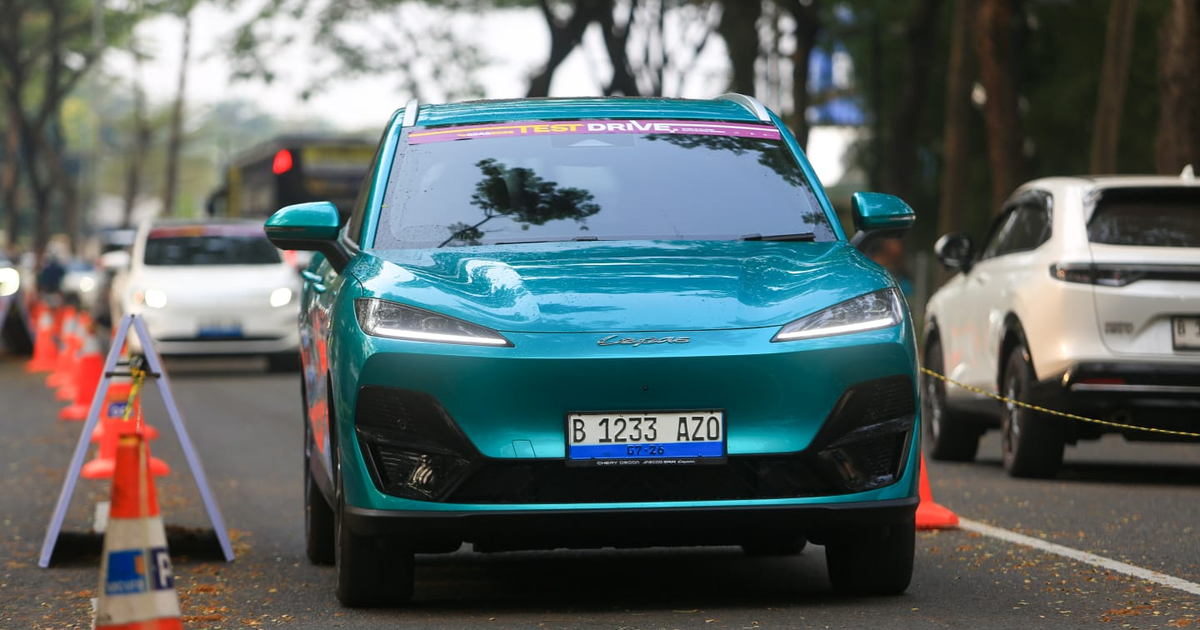 LEPAS E4 EV dan L8 PHEV di GIIAS 2026: 550 Pengunjung Rela Antre Test Drive, Ini yang Mereka Cari