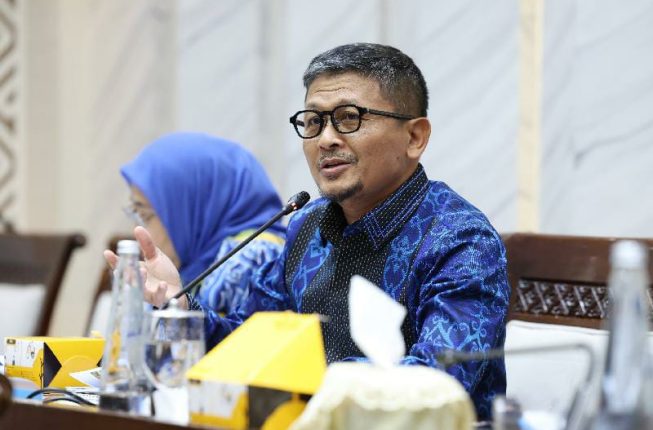 Rupiah Tertekan, Anggota Komisi XI DPR Amin Ak Dorong Sektor Pariwisata dan Hilirisasi Jadi Mesin Ekonomi
