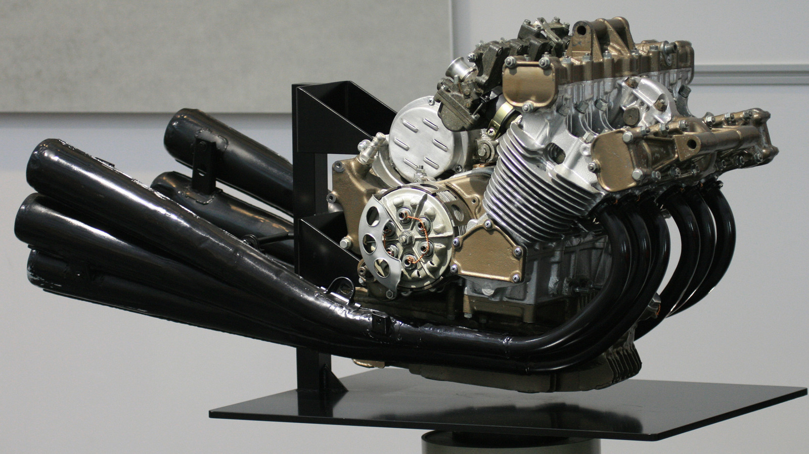 Mesin Inline-6 18.000 RPM dari Honda Ini Jadi yang Terkecil di Kelasnya, Begini Kisahnya