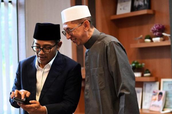 Gus Salam Sowan ke Rais Syuriyah PWNU Sulteng di Palu, Bahas Jejak Dakwah Guru Tua hingga Ekonomi Umat