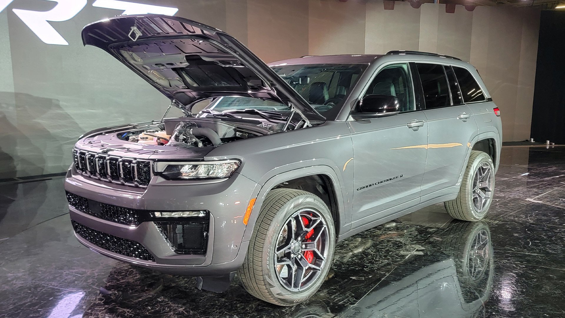 SRT Kembangkan eBoost Air, Kompresor Listrik Penghilang Turbo Lag di Mesin Hurricane I6