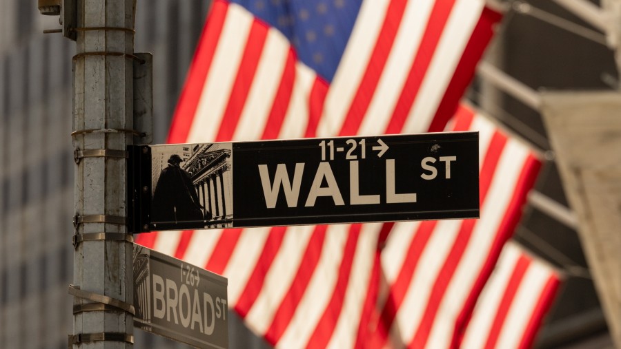 Wall Street Terkoreksi dan Harga Minyak Brent Tembus US$83, Kekhawatiran Inflasi Kembali Menghantui