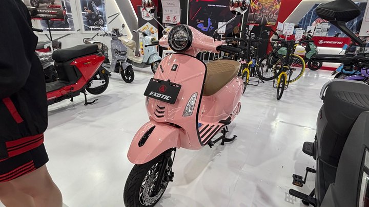 GIIAS 2026: Exotic Sprinter AT Turun Jadi Rp 9,9 Juta, Alva N3 dan Polytron Fox-200 Ikut Perang Harga