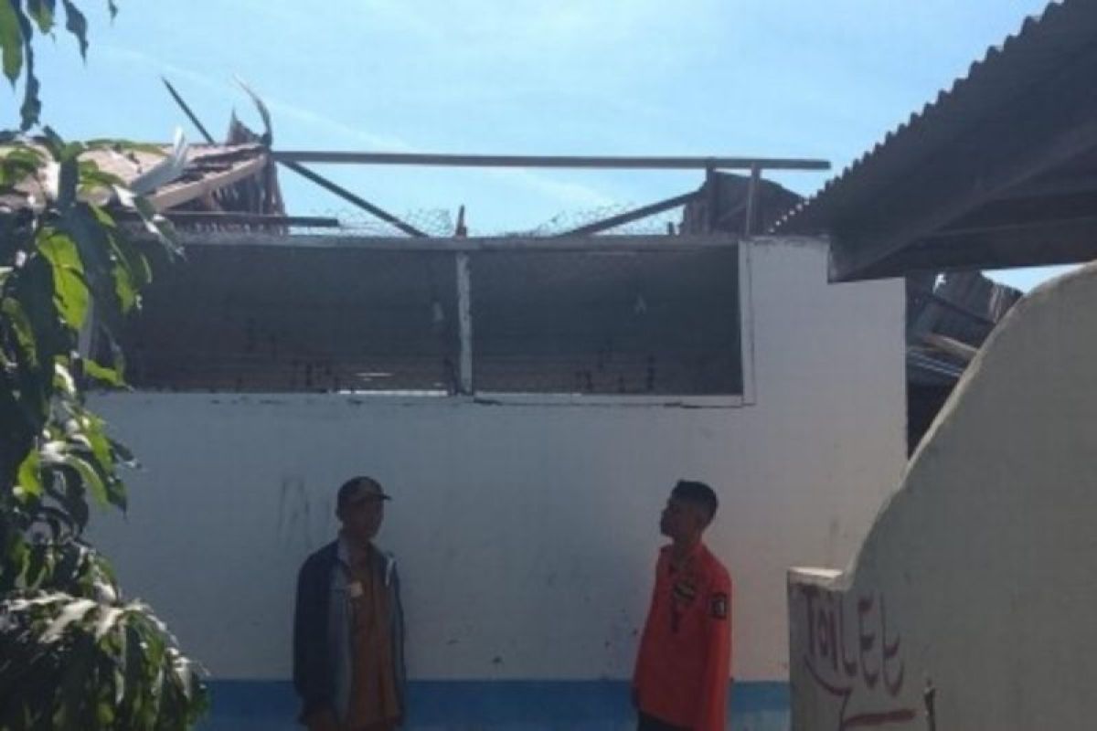 61 Rumah Rusak Diterjang Cuaca Ekstrem di Deliserdang, 7 Kecamatan Terdampak dan 5 Warga Mengungsi