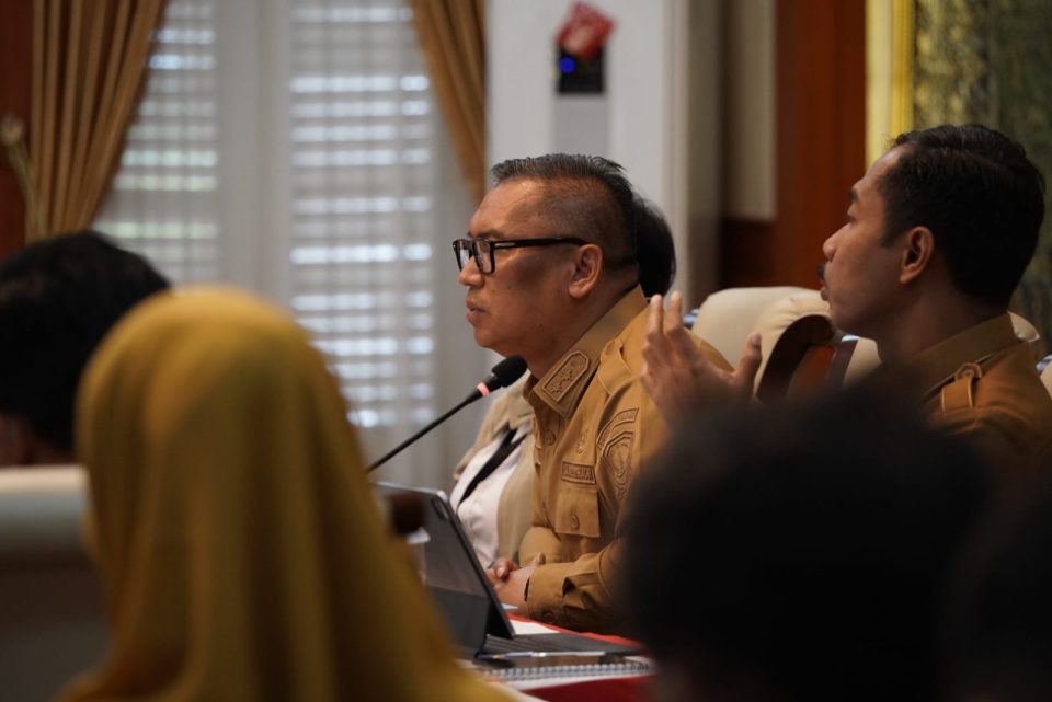 Angka Kemiskinan Kepri Turun Jadi 111,22 Ribu Orang, Wagub Nyanyang Tekankan Sinkronisasi Data Bansos
