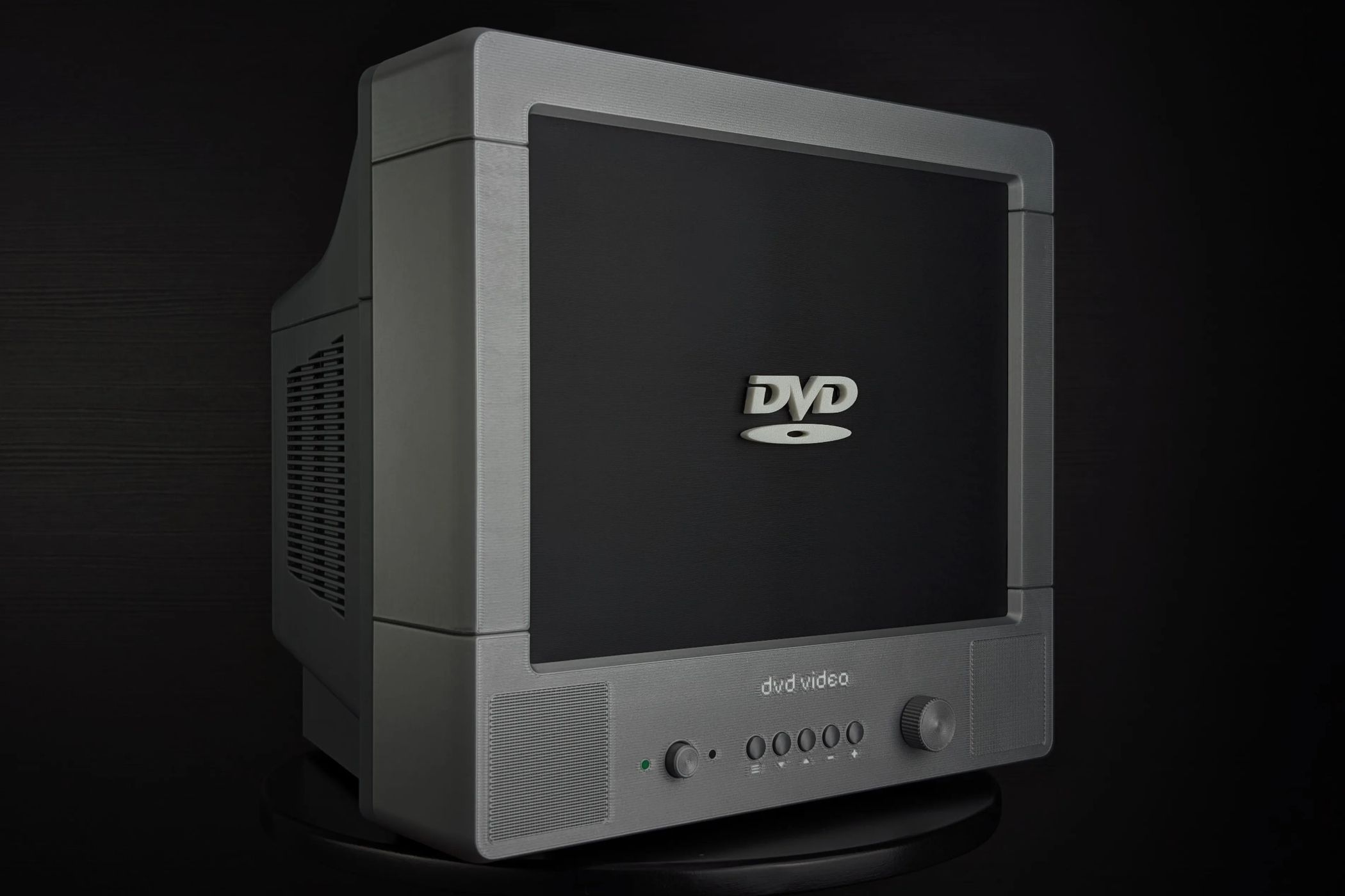Proyek 3D Print DIY Hadirkan Simulator Logo DVD yang Memantul Tanpa Henti, Lengkap dengan Hitungan Skor Corner
