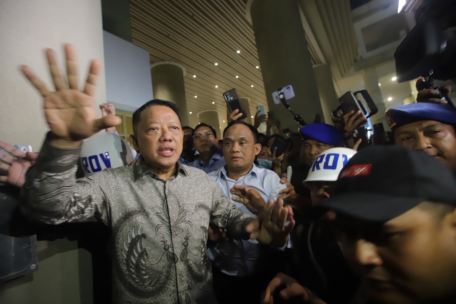 Kejagung Periksa Eks Jampidsus Febrie Adriansyah sebagai Tersangka TPPU Hari Ini, Kuasa Hukum Pastikan Kooperatif
