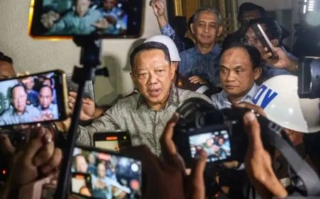 Tim 9 Kejagung Periksa Eks Jampidsus Febrie Adriansyah sebagai Tersangka TPPU Siang Ini