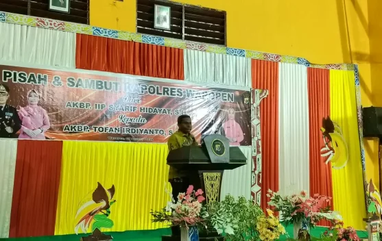 Bupati Waropen Sebut Filosofi Kanibararuko Bukti Masyarakat Adat Terbuka pada Abdi Negara yang Bertugas