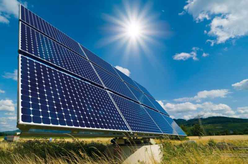 IESR: Butuh Rp 1,2 Kuadriliun untuk Wujudkan PLTS 100 GW, Ini Jurus Jitu agar Tak Gagal
