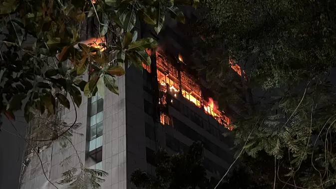Kebakaran Gedung Bapenda DKI Jakarta Padam Setelah 4,5 Jam, Gubernur Pramono Pastikan Data Pajak Aman
