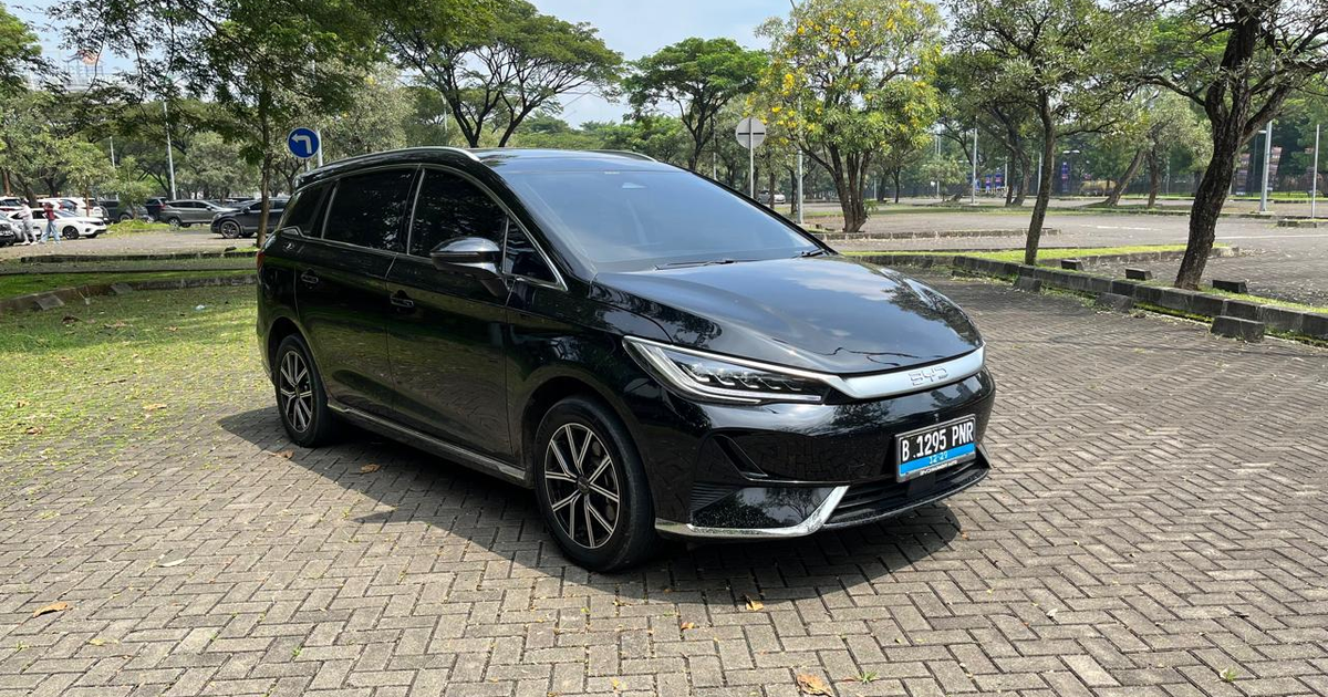 Simulasi Kredit BYD M6 EV Tipe Superior Captain Seat di GIIAS, Cicilan Mulai Rp 10,9 Juta per Bulan