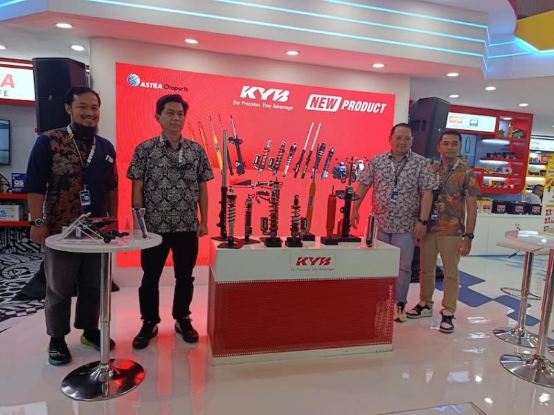 KYB Zeto dan KYB Premium untuk Yamaha RX King Resmi Meluncur di GIIAS 2026, Astra Otoparts Juga Rilis Shock Vespa LX 150