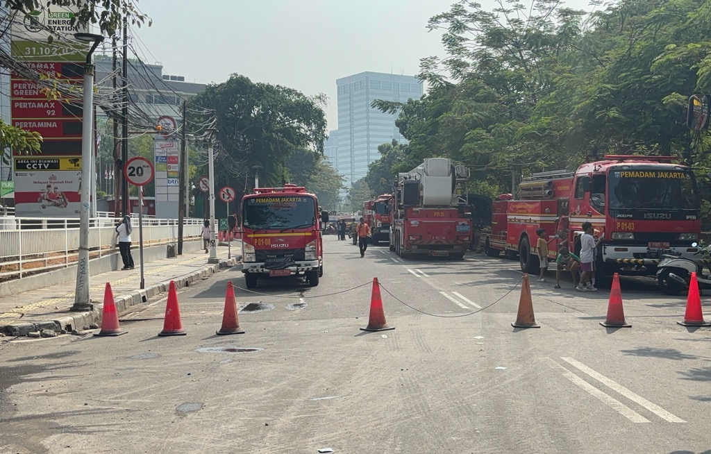 Jalan Abdul Muis Jakpus Masih Ditutup usai Kebakaran Gedung Bapenda DKI, SPBU Ikut Nonaktif
