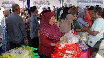 Operasi Pasar Murah Bareng Bulog, Pemprov Jatim Jaga Daya Beli Warga Sidoarjo