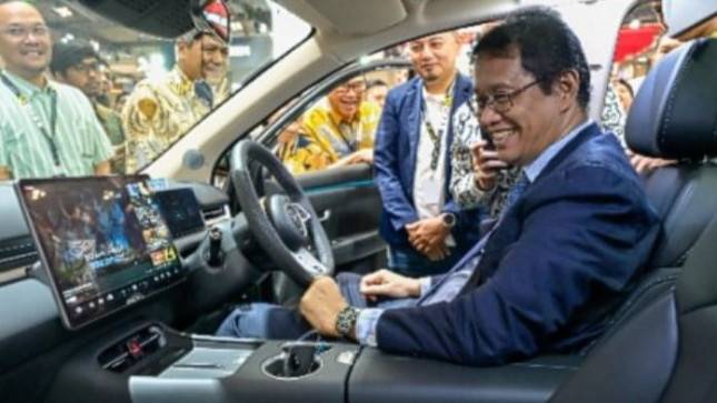 Menkeu Purbaya Buka Suara Soal Pajak EV Jakarta dan Nasib Leasing di GIIAS 2026