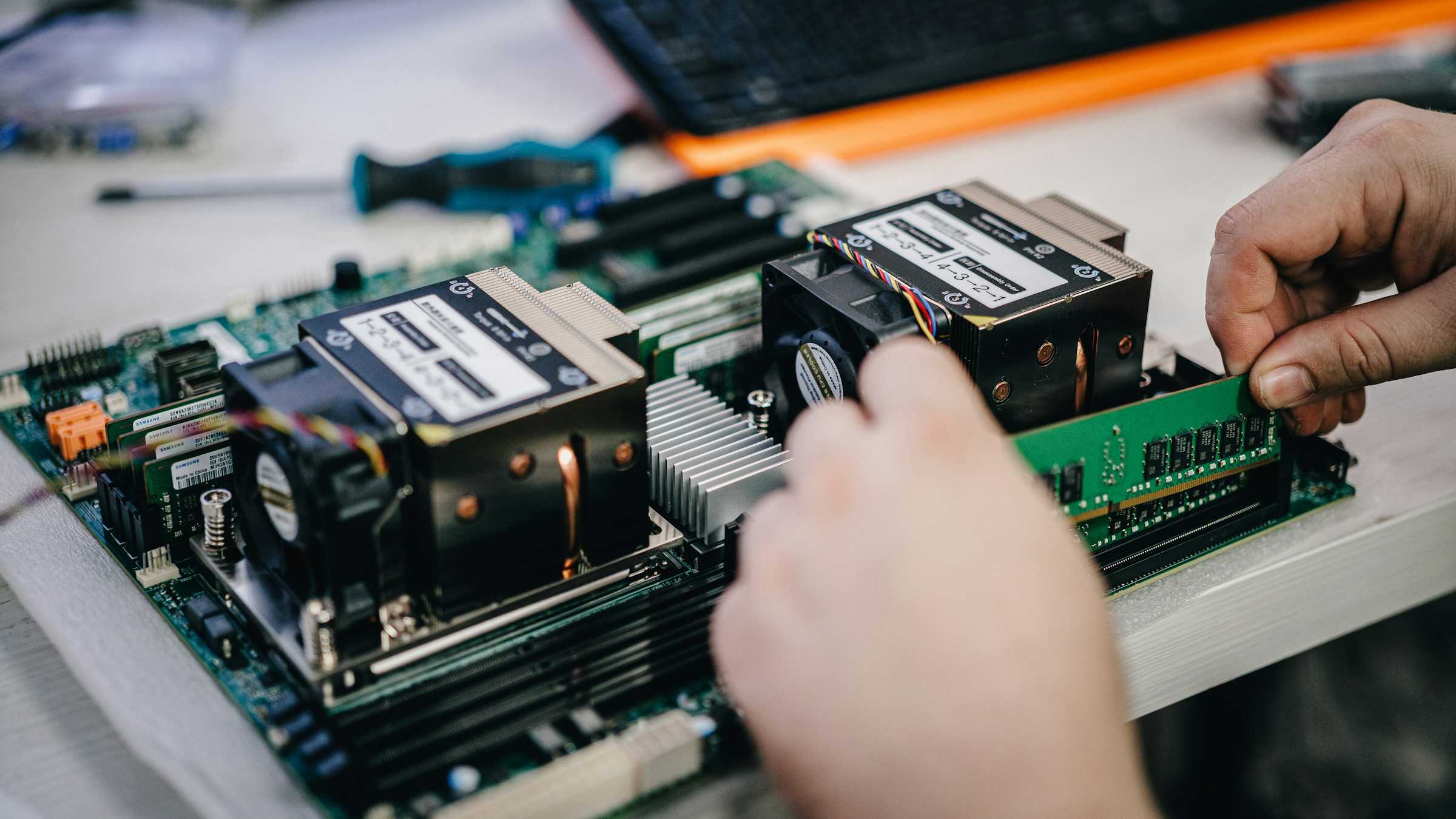 Flipper Zero Bukan Sekadar Mainan, Ini Alat Belajar Hardware Paling Menyenangkan