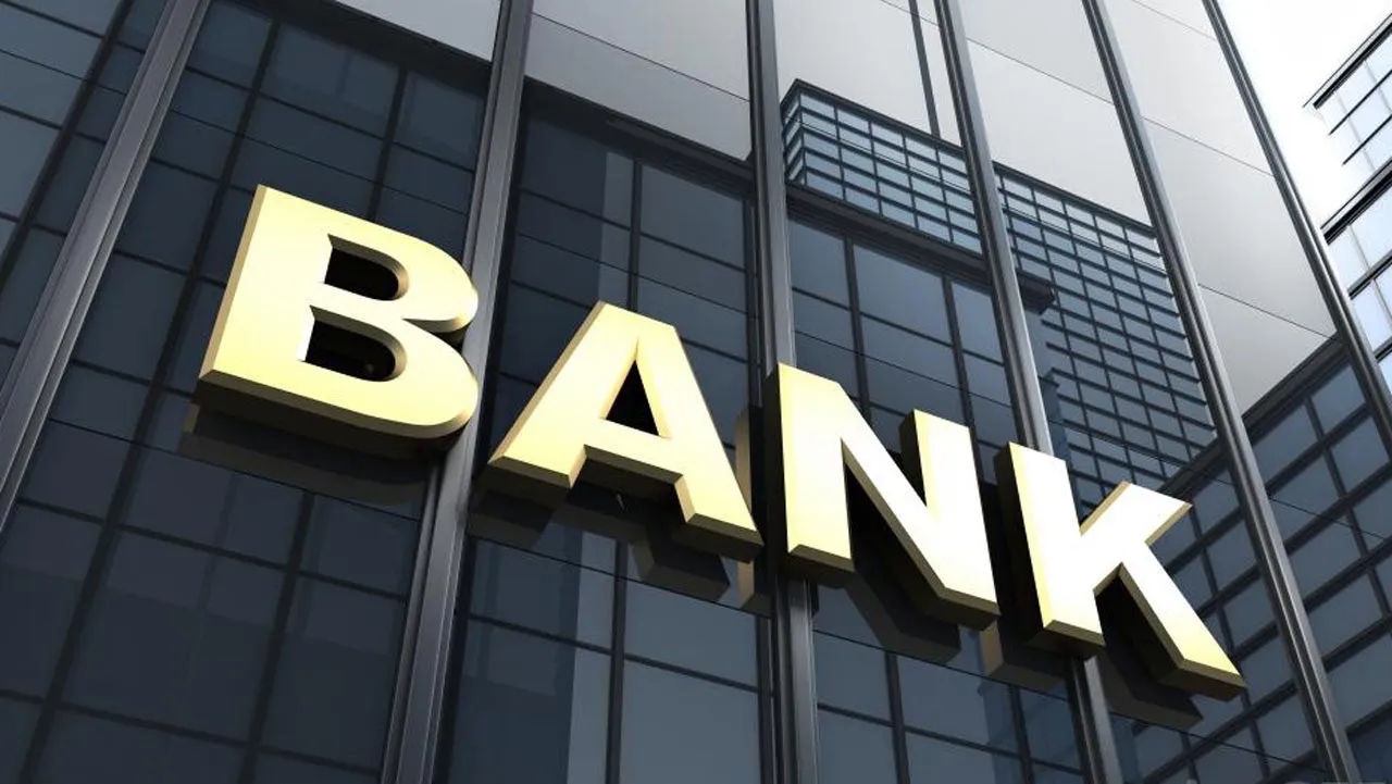 NIM Perbankan Susut ke 4,34% di Tengah Suku Bunga Tinggi, Bank Andalkan Dana Murah dan Fee Based Income