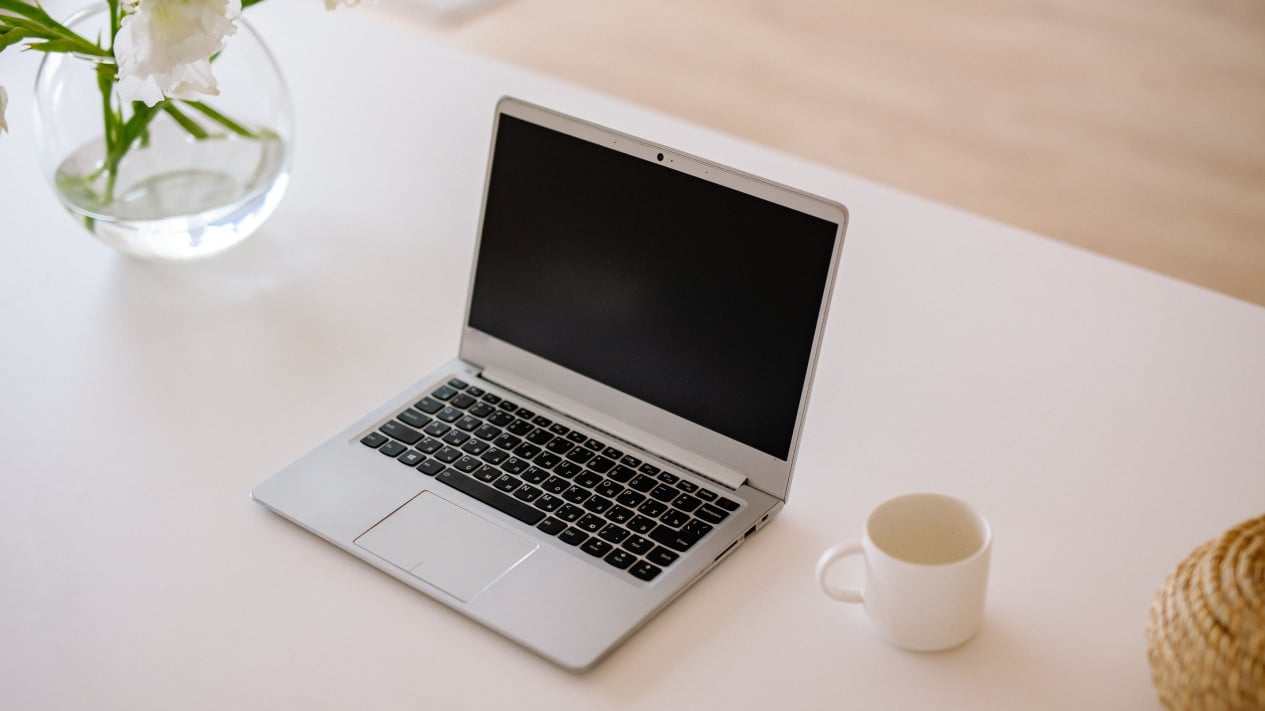 Laptop Gaming dan AI Agustus 2026: ASUS Rilis Vivobook S14 Ryzen AI 400 dan Zenbook DUO Layar Ganda