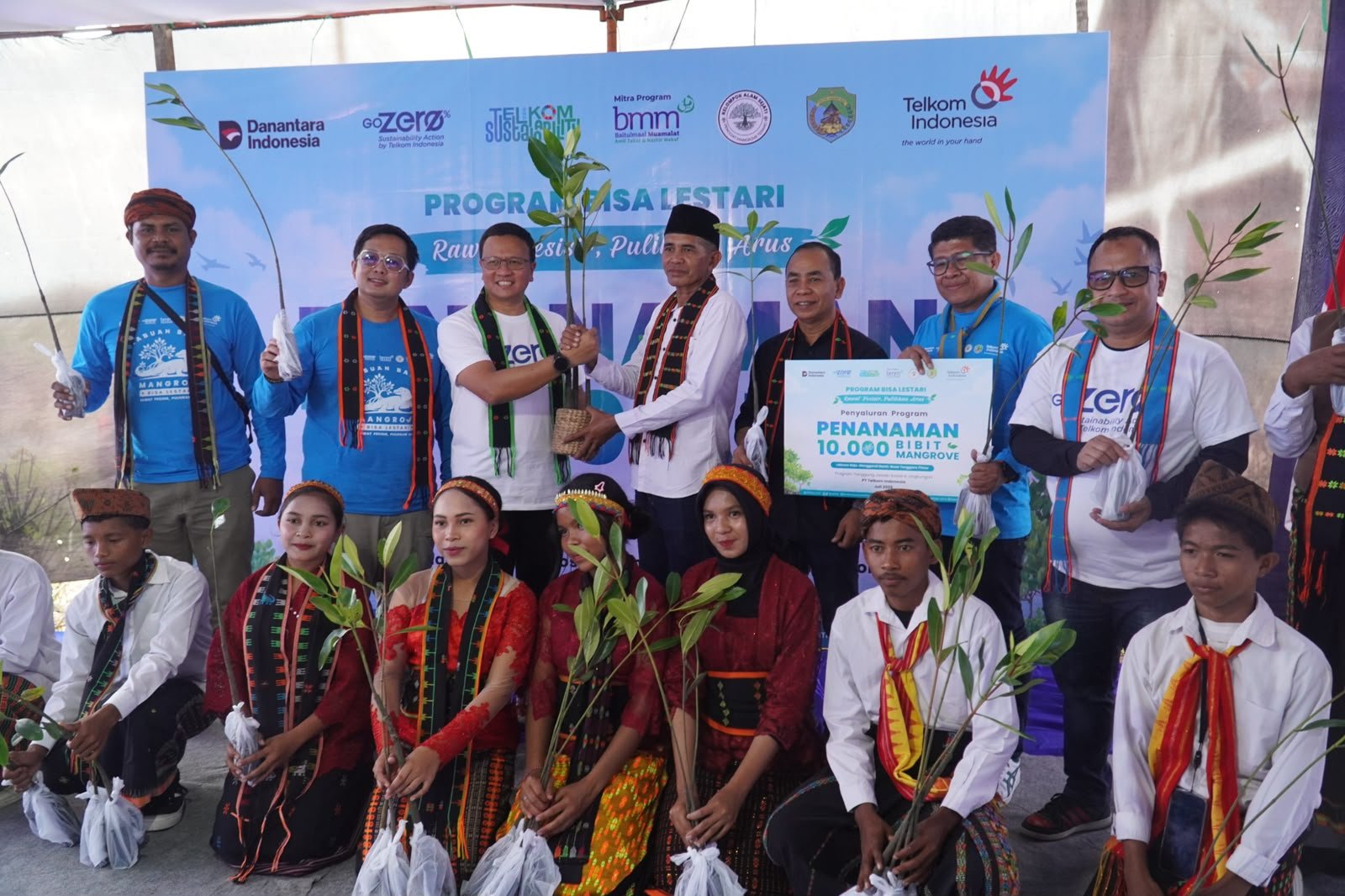 Telkom Tanam 20 Ribu Mangrove di Jepara dan Manggarai Barat, Target 179 Ribu Pohon untuk Tekan Abrasi