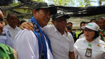 Mentan Andi Amran Batalkan Agenda Jakarta demi Tinjau Distribusi Beras di Alor