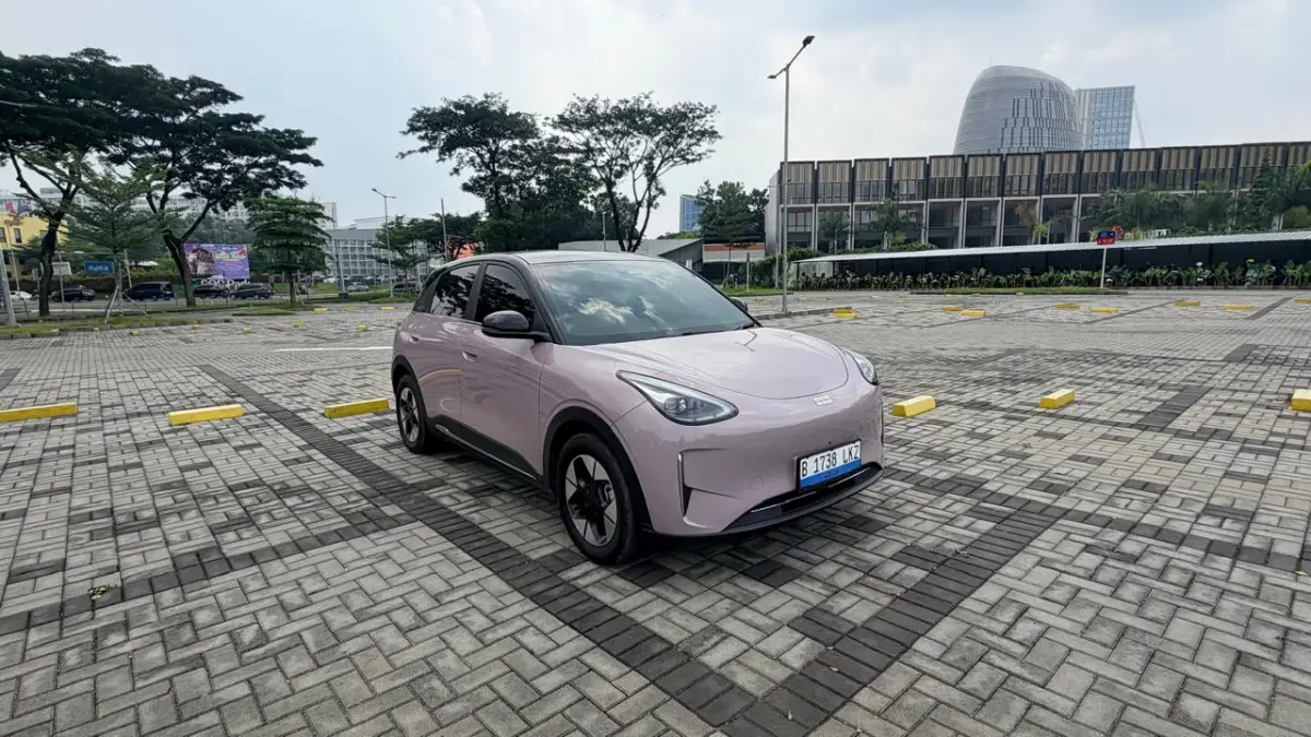 Geely EX2 di GIIAS 2026: Harga OTR Rp 200 Jutaan, Ini Bedanya dengan BYD Atto 1