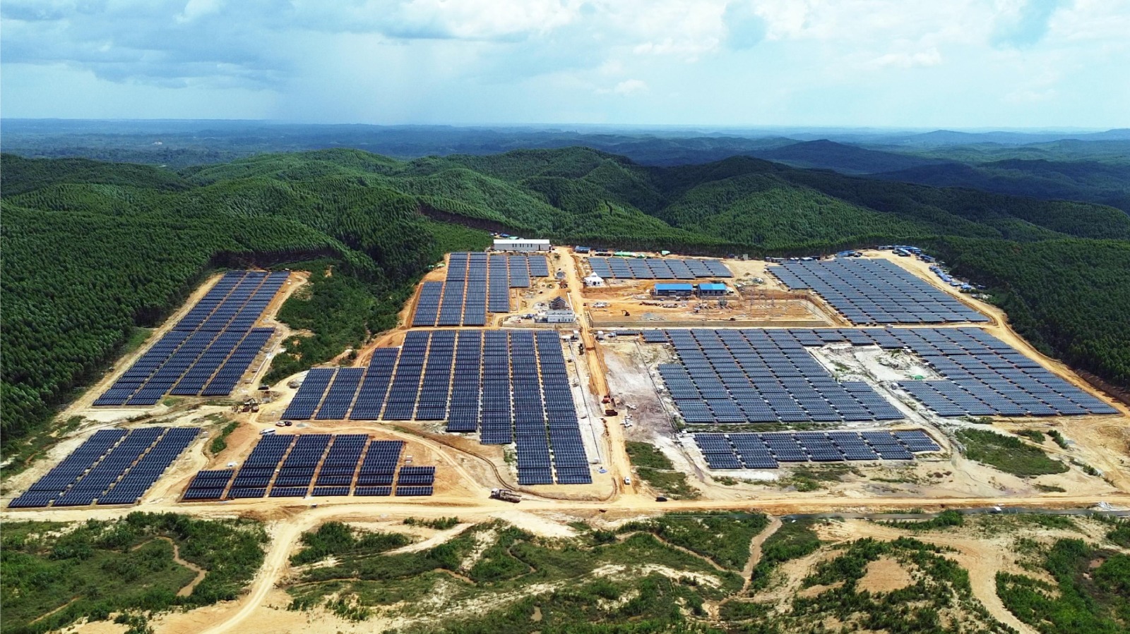 Target PLTS 100 GW Dinilai Terlalu Ambisius Jika Dipaksakan, Akademisi ITPLN: Mulai dari yang Fondasinya Kuat