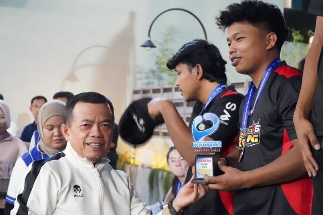 Gubernur Jambi Al Haris Dorong Turnamen Padel Piala Ketua DPRD Jadi Agenda Rutin