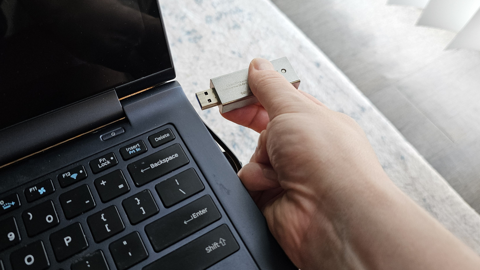 Cara Format Flashdisk di Windows: Pilih NTFS atau exFAT agar Kompatibel