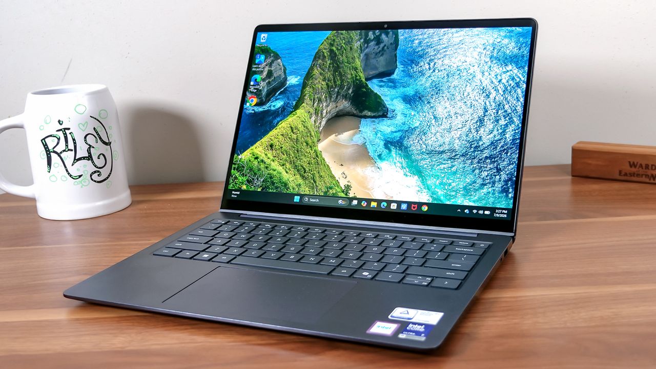 Dell 14S Tawarkan Baterai 20 Jam dan Bodi Premium, tapi Layarnya Kurang Terang