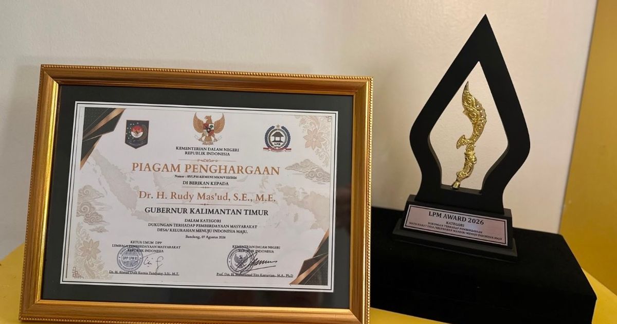 Gubernur Kaltim Rudy Mas’ud Diganjar Penghargaan LPM RI atas Kepedulian UMKM dan Wilayah Pesisir