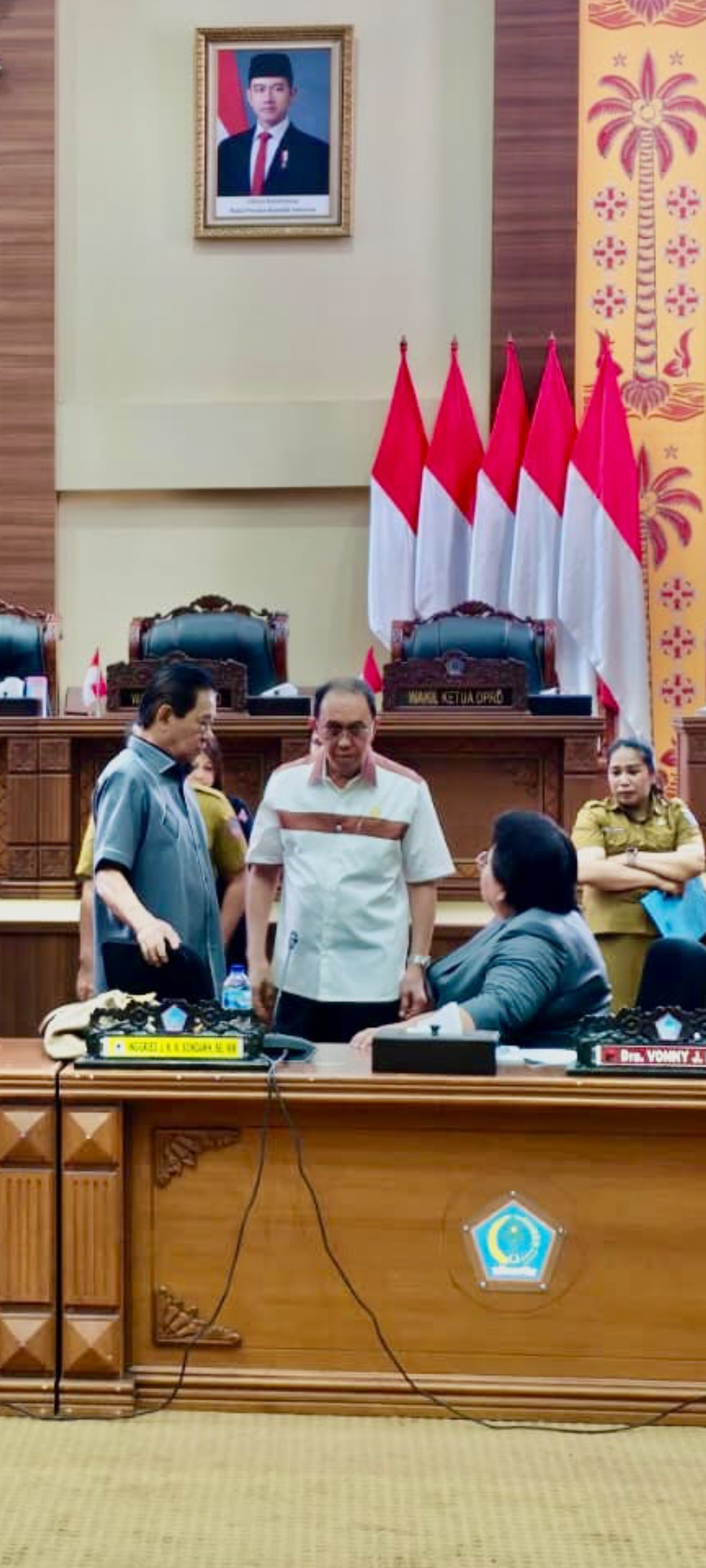 Gubernur Sulawesi Utara Yulius Selvanus Tinggalkan Paripurna DPRD Buntut Ribut Dana Pokir