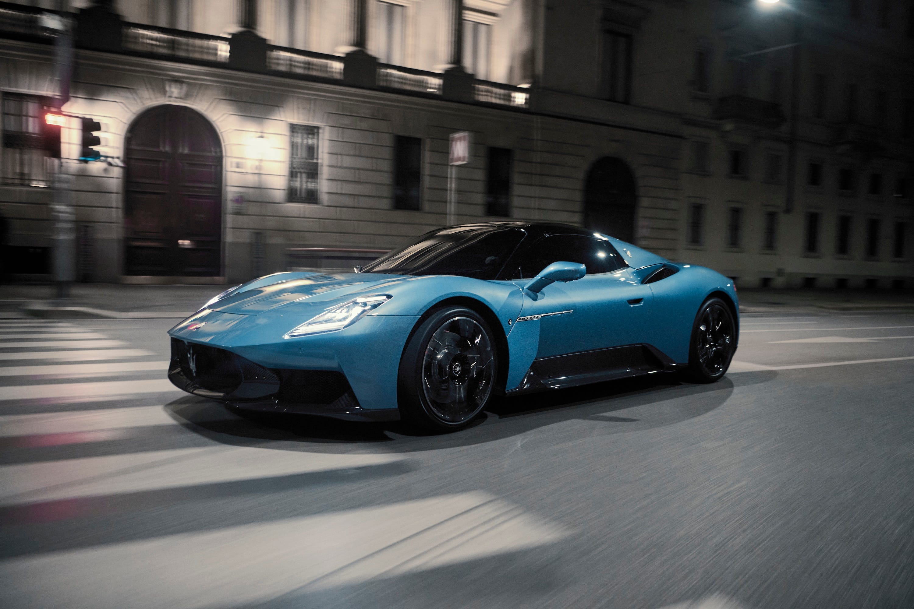 Review Maserati MCPura 2027: Ganteng dan Seru Dikendarai, Tapi Kalah Kebut dari Rival