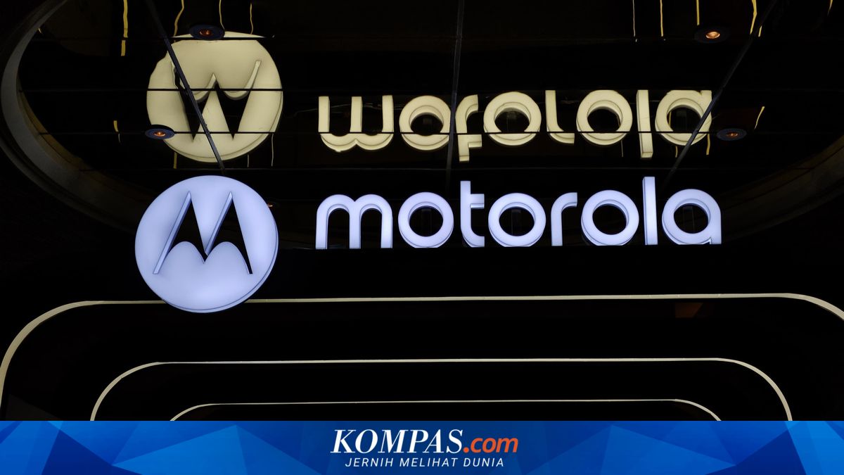 Motorola Patenkan Ponsel Lipat yang Bisa Ditekuk Jadi Smartwatch