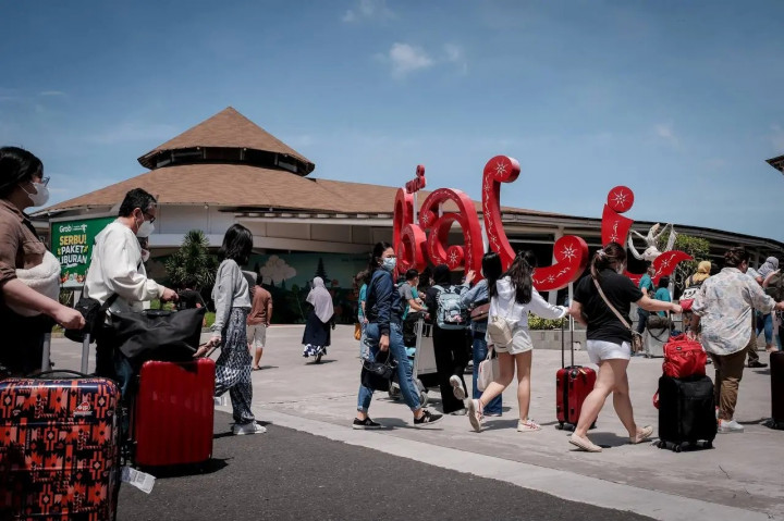Investasi Pariwisata Tembus Rp39,68 Triliun, Ekonomi Tumbuh 5,29% di Tengah Lonjakan Turis Asing