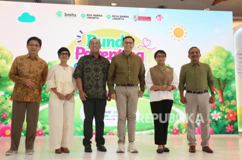Keluarga sebagai Ekosistem Pertama: Peran Krusial Orang Tua dalam Tumbuh Kembang Anak di Era Modern