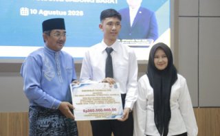 PetroChina Salurkan CSR Rp 1,36 Miliar untuk Pendidikan dan UMKM di Tanjung Jabung Barat, Terima Penghargaan Penyumbang Terbesar