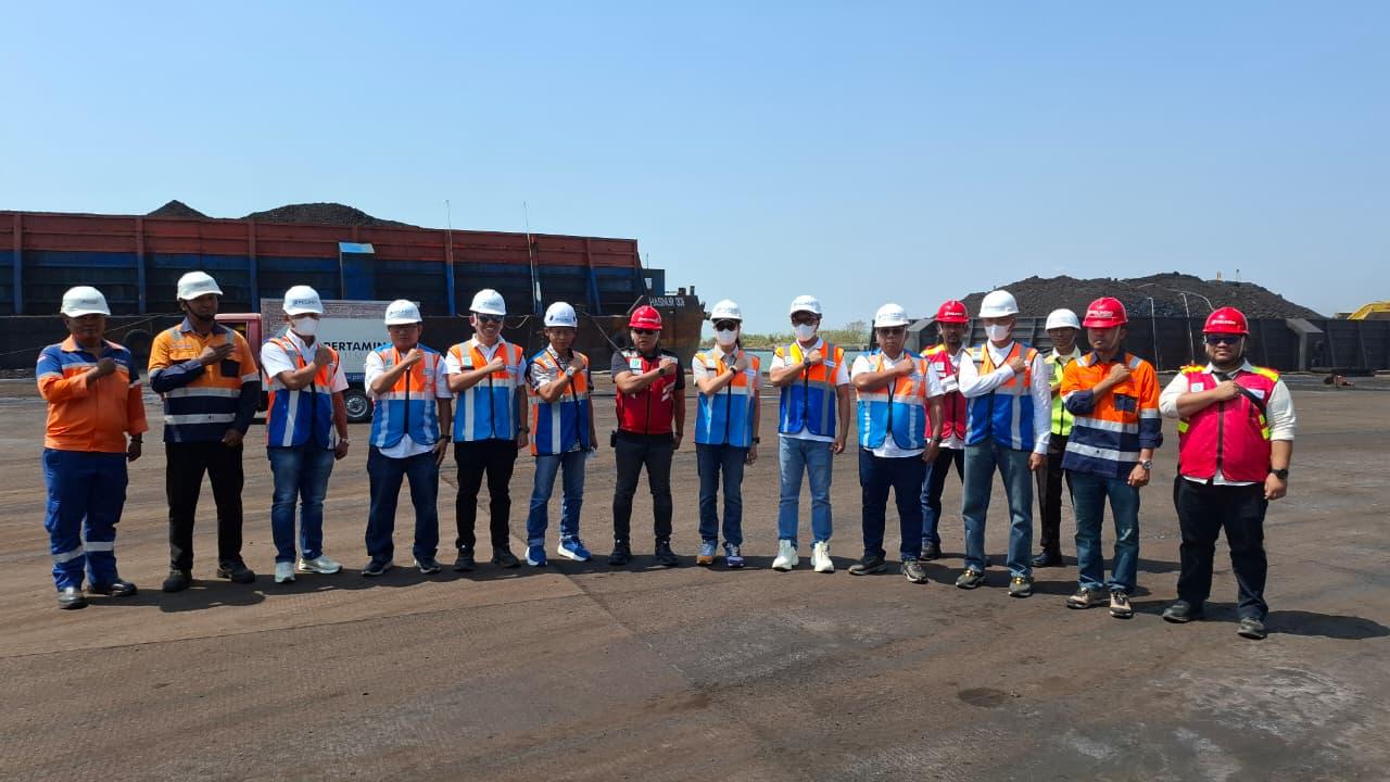 Pelindo Perkuat Pelabuhan Cirebon, Direktur SDM Tinjau Langsung Kesiapan Layanan Logistik