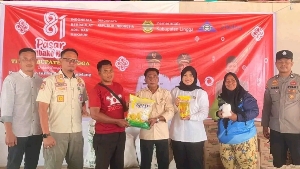 Pasar Sembako Murah di Pantai Armifa, Pemkab Lingga Subsidi Harga Kebutuhan Pokok Lewat Dana CSR