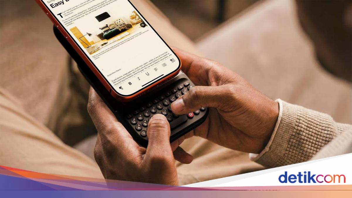 Review Clicks Power Keyboard: Sentuhan BlackBerry di HP Modern, Tapi Ada
